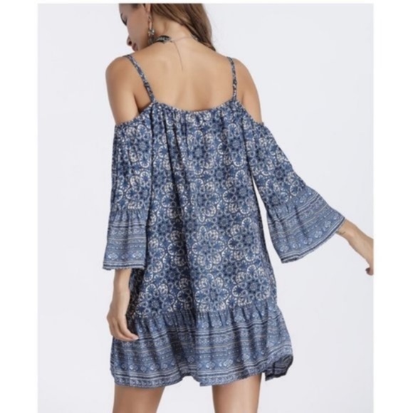 Boho chic cold shoulder blue Print Dress - Picture 4 of 4